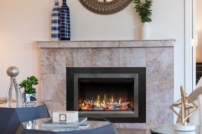 Valor: GE4 Electric Fireplace Insert—primary view